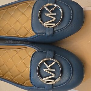 Michael Kors sz 8.5 Lillie Moc in Dark Chambray Leather